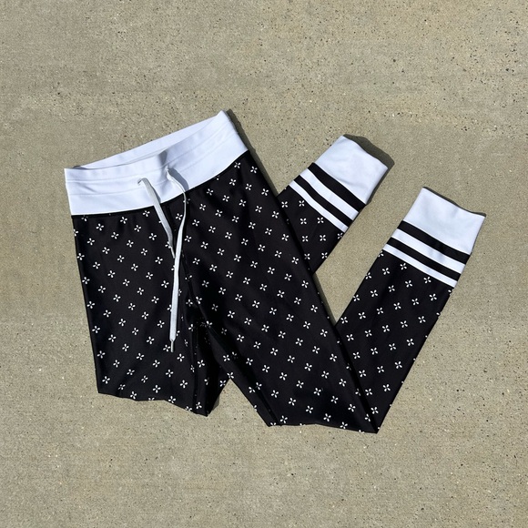 Sarah’s Day x White Fox Leggings - Picture 1 of 3